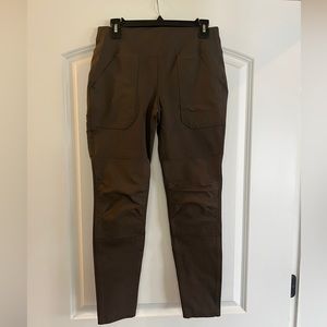 Carhartt womens leggings size small (4-6)